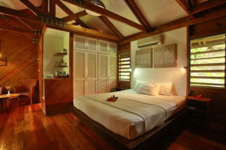 Room 43 of 65