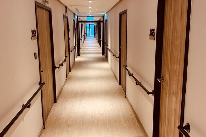 Ballroom/Hall 19 of 28