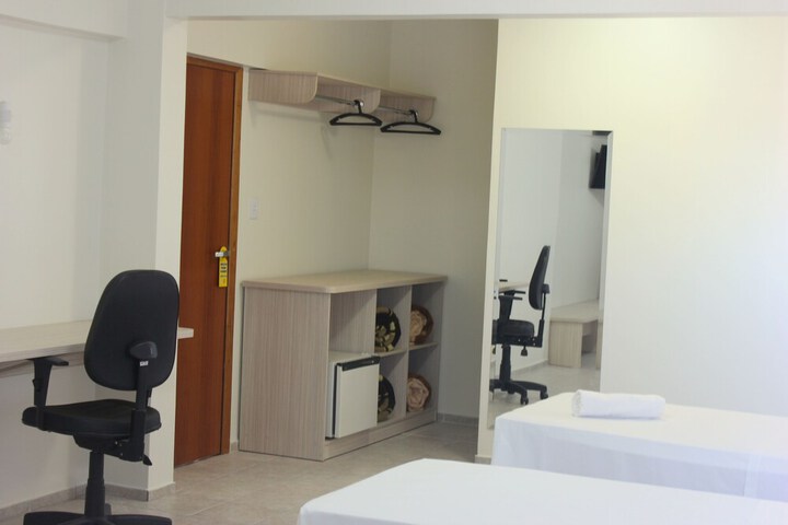 Room 17 of 44
