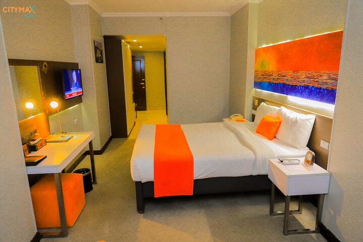 Room 21 of 57