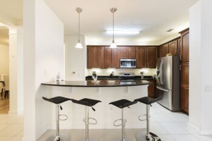 Room 24 of 32