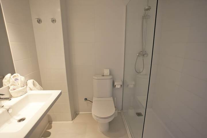 Clean Restrooms