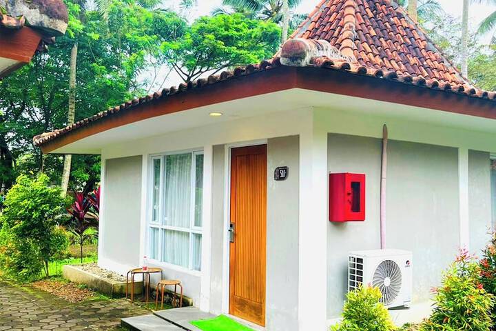Avery Coconut Island Hotel and Beach Resort
