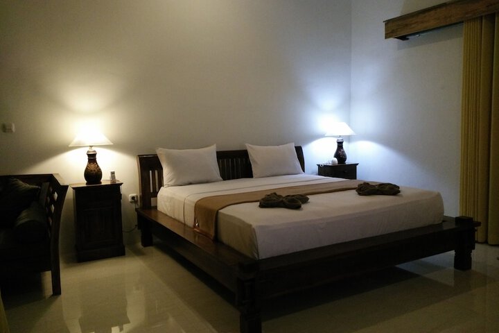 Room 6 of 50