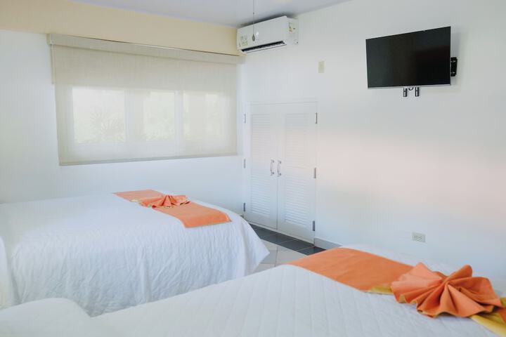 Room 4 of 96