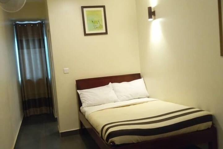 Room 14 of 21