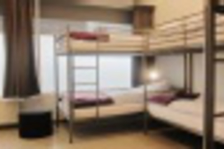 Room 195 of 276