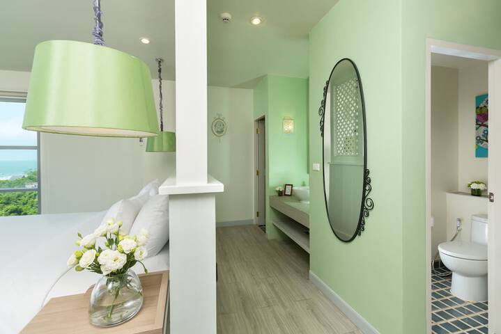 Room 10 of 71