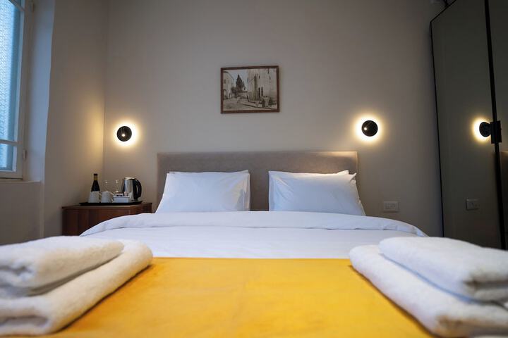 Room 49 of 74