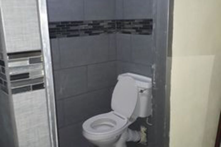 Room 12 of 77