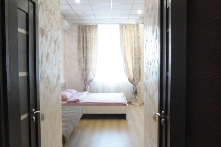 Room 11 of 19