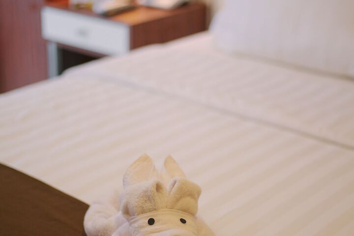 Room 7 of 37