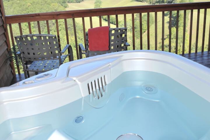 Hot Tub 65 of 92
