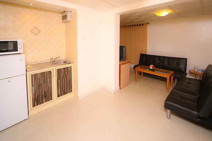 Room 12 of 81
