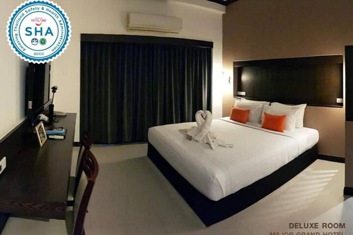 Room 12 of 48