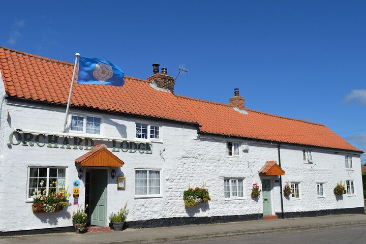 Orchard Lodge & Wolds Restaurant