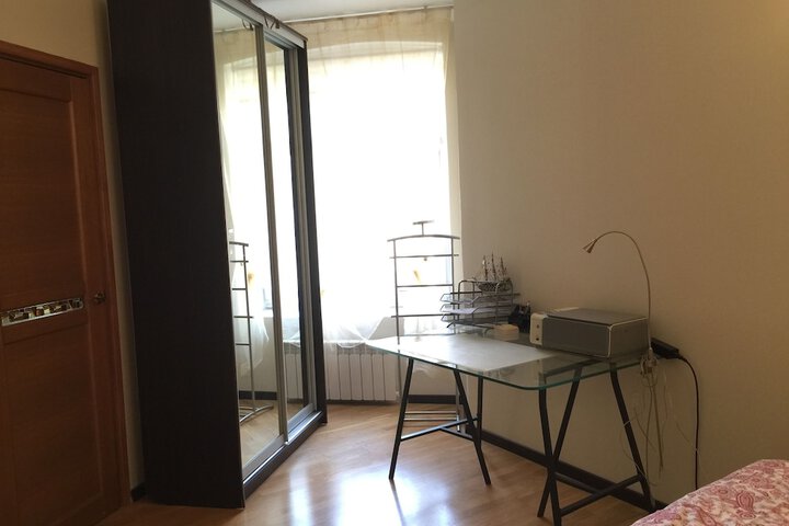 Room 8 of 79