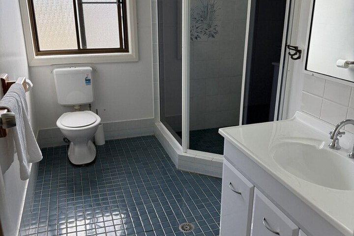 Room 8 of 30