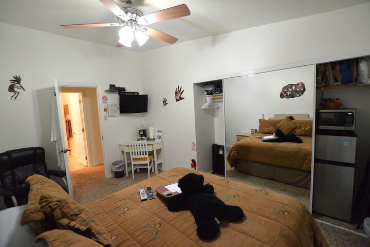 Room 3 of 35