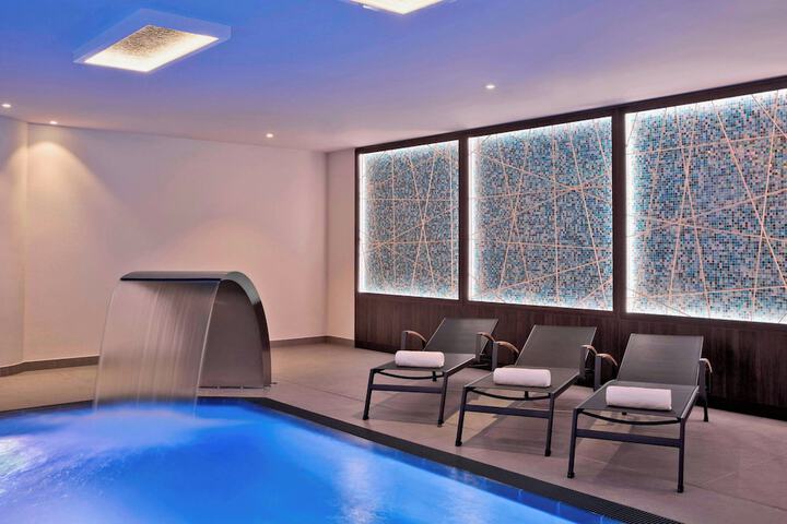 Pool 70 of 115