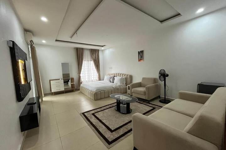 Room 9 of 21