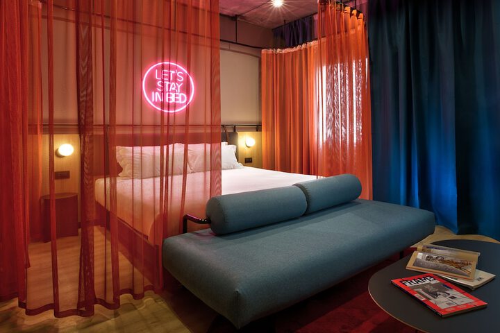 Room 14 of 47