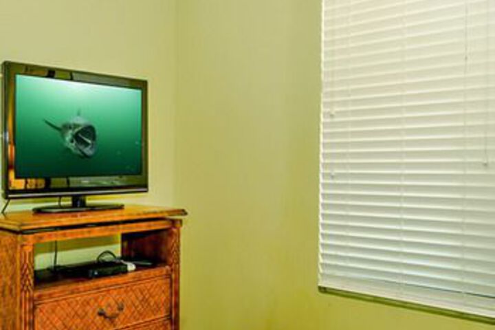 Room 25 of 36