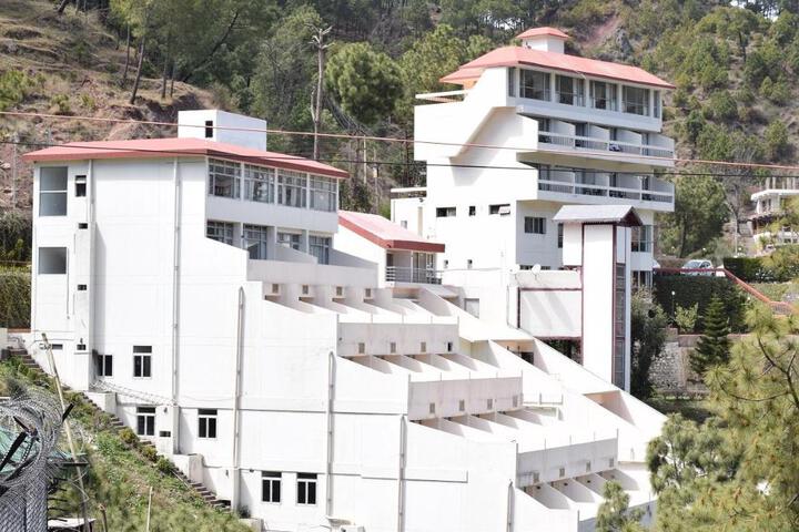 Misty Meadows Resorts in Kasauli