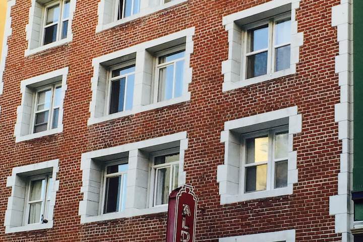 Aldrich Hotel