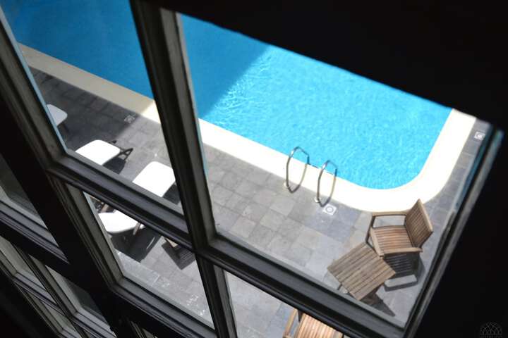 Pool 79 of 117