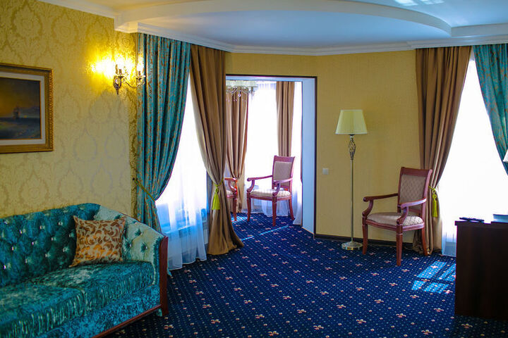 SOBRANIE HOTEL