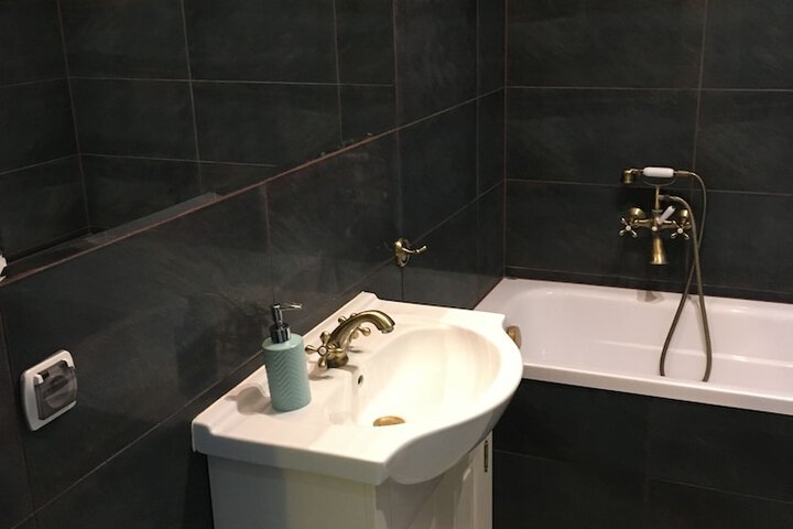 Room 90 of 113