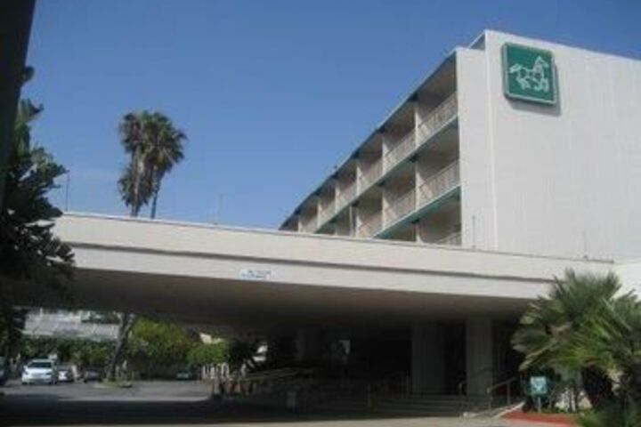 Hotel 18 of 27