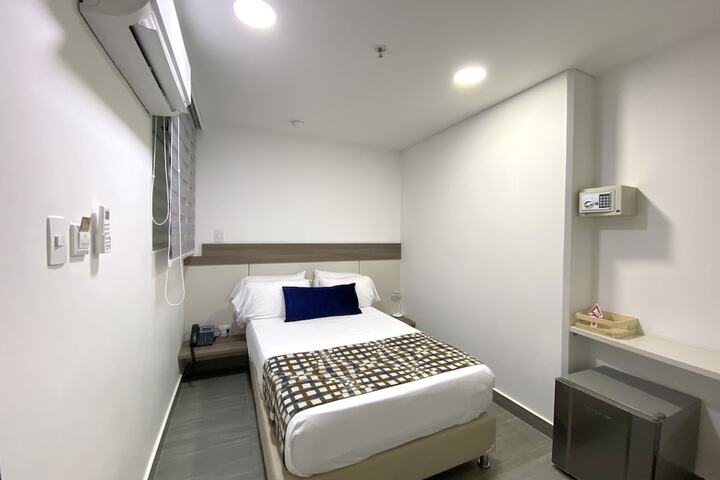 Room 12 of 81