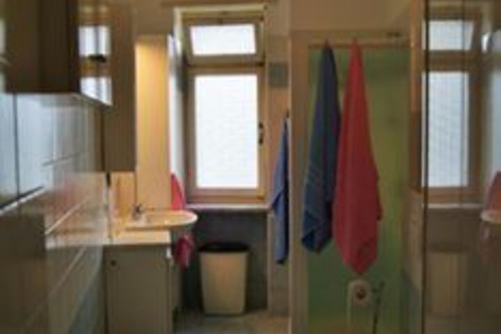 Room 5 of 36