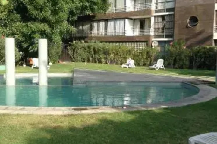 Pool 12 of 39