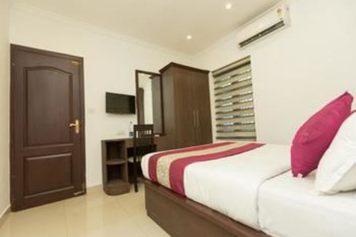 Room 14 of 20