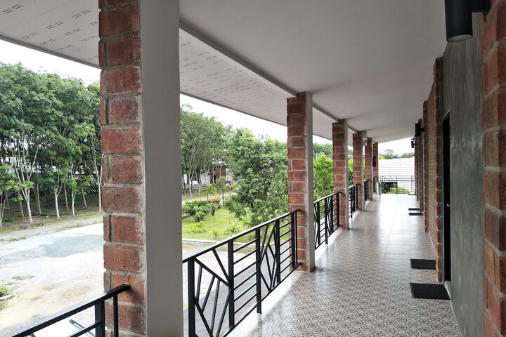 Terrace/Patio 13 of 27