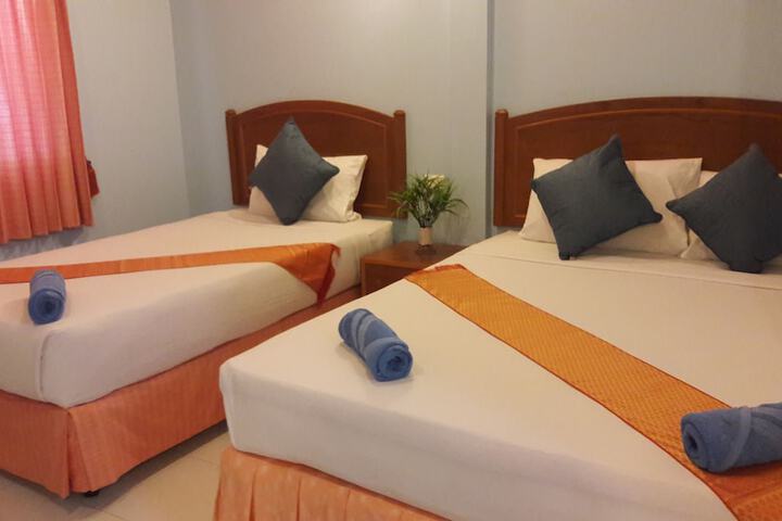Room 6 of 53