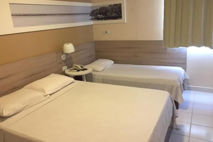 Room 15 of 27