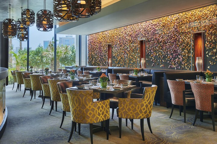 Dining 97 of 147