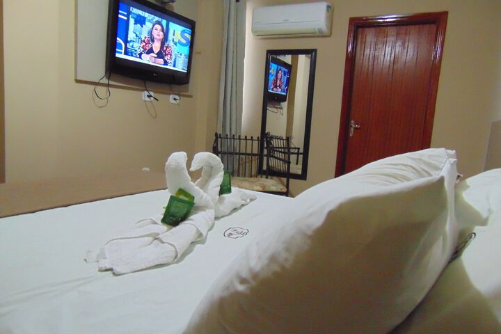 Room 54 of 86