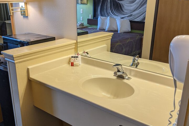 Room 83 of 83