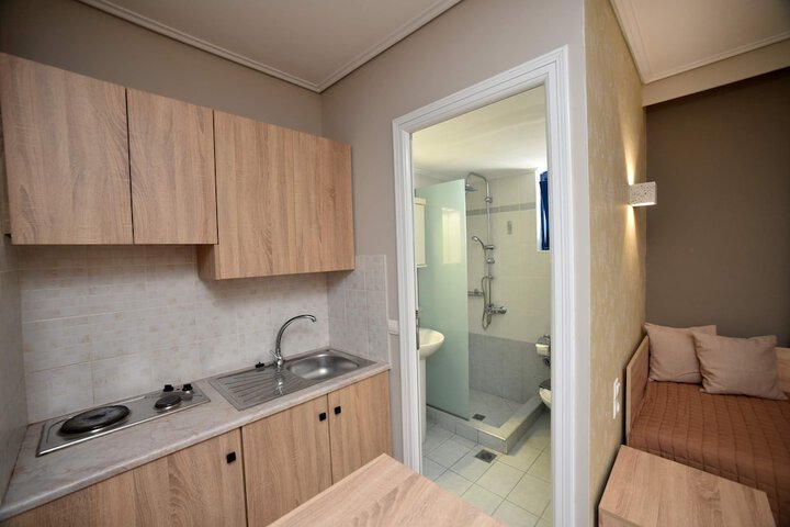 Room 11 of 20