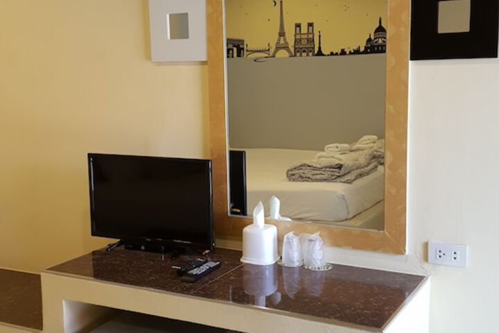 Room 16 of 92
