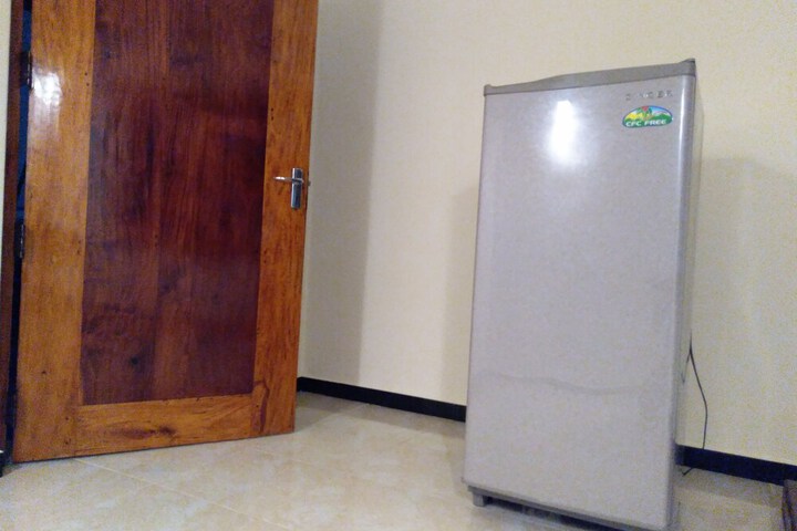 Room 17 of 18