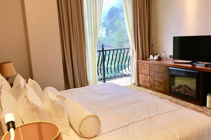 Room 4 of 58