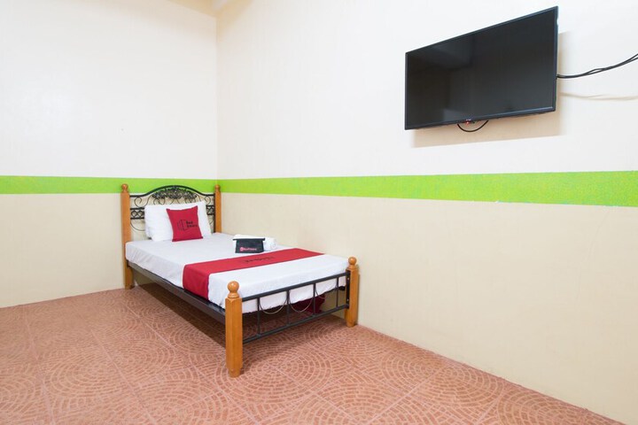 Room 5 of 38