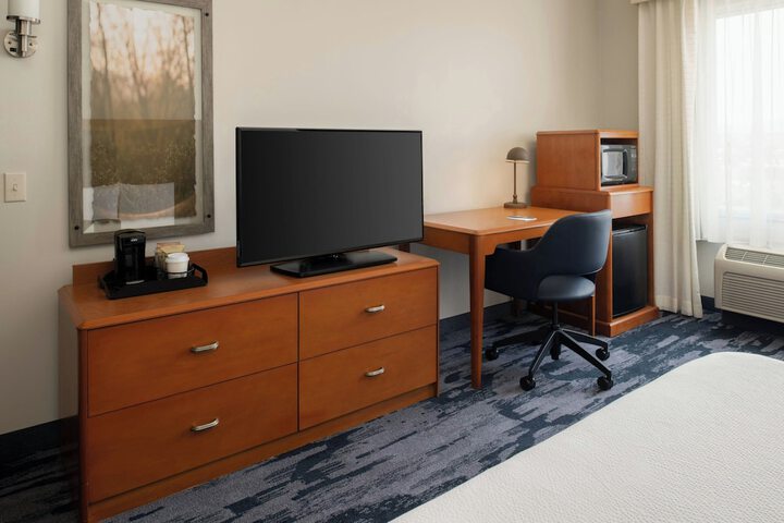 Room 44 of 105