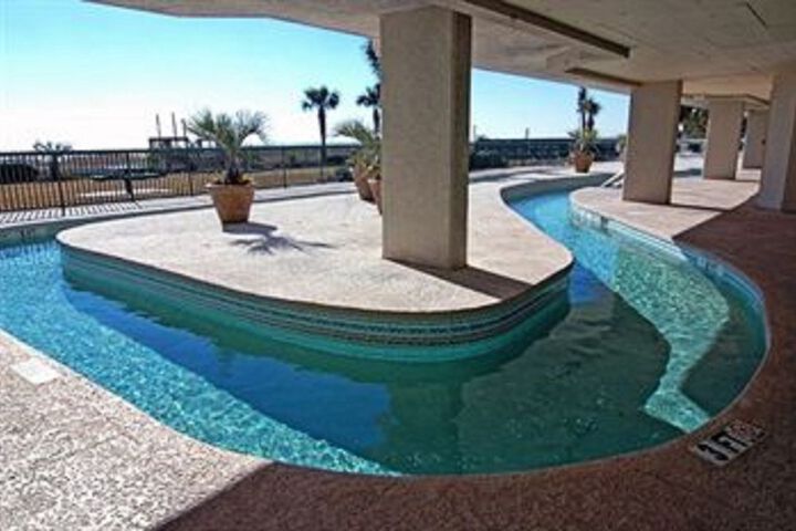 Pool 29 of 36